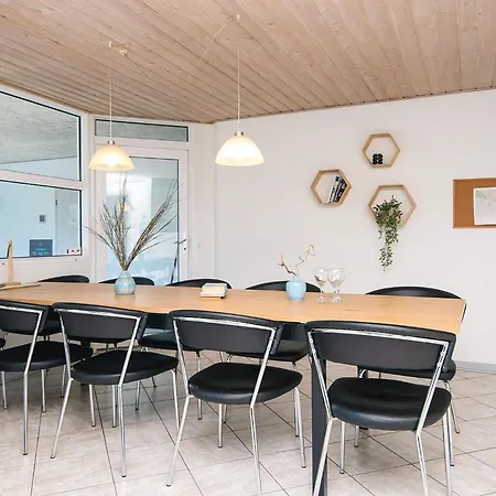 10 Person In Bl Vand Holiday home Blavand
