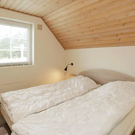 10 Person In Bl Vand Holiday home *